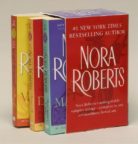 Nora Roberts Circle Trilogy Box Set, De Nora Roberts. Editorial Penguin Putnam Inc, Tapa Blanda En Inglés