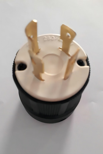 Tomada Macho Argon 4 Pinos 30 Amp 27v/220v Gerador Toyama Branco 110v/220v