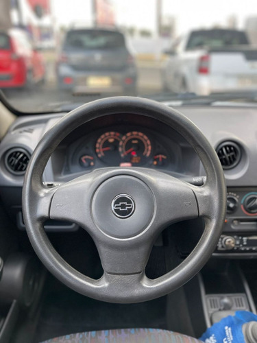 Imagem 8 de 14 de Chevrolet Celta 1.0 4p Vhc Flex Spirit