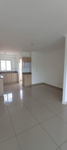 Imagen 11 de 25 de Amplio Apartamento Con Terraza
