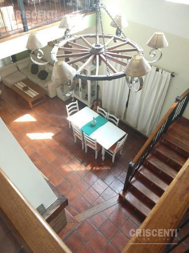 Imagen 20 de 30 de Casa En Zona Residencial De Fisherton 4 Dormitorios