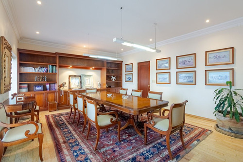 Casa Con Uso De Suelo Para Oficina En Venta , Pedregal