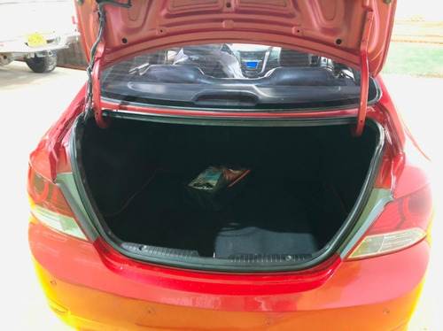Hyundai I 25 Fe 1.4 2013