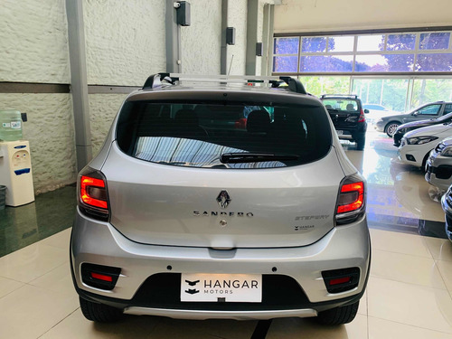 Renault Sandero Stepway 2017 1.6 Privilege 105cv