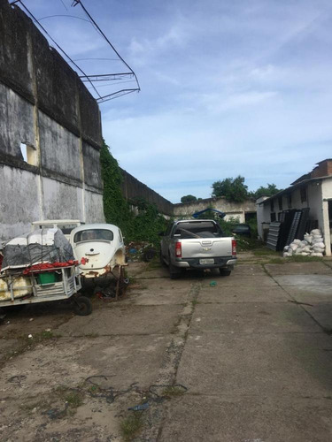 Imagem 3 de 5 de Ótimo Galpão 200m2 A 80m Da Estrada Dos Remédios Em Afogados, Excelente Localização - Gl58862l