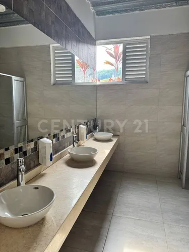 Bodega Comercial En Renta Sobre Via Restrepo Terreno 6970 M2 Y 1400 M2