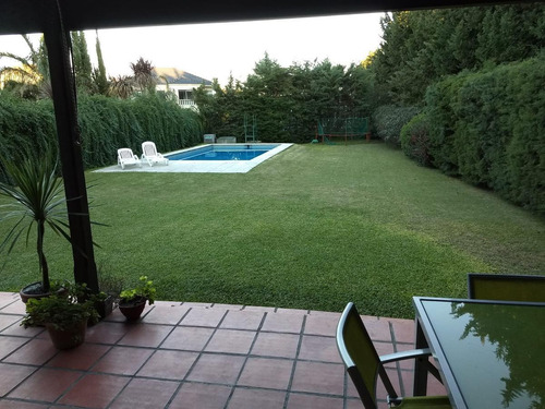 Imagen 18 de 30 de Excelente Casa - Santa Maria De Los Olivos