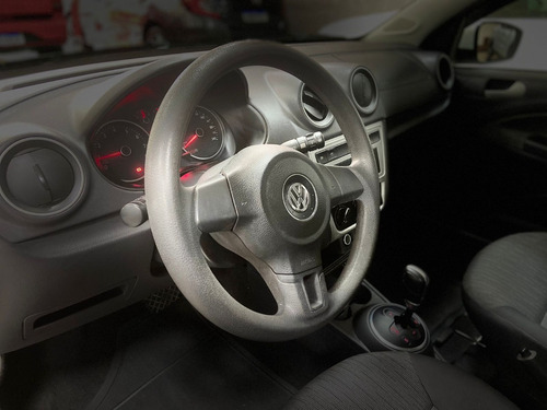 Imagem 5 de 7 de Volkswagen Voyage 1.6 City I-motion