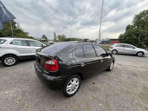 Renault Megane 2 1.6 Rn Expre Plus