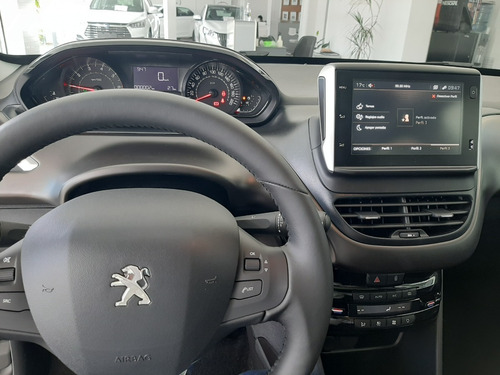 Imagen 10 de 12 de Peugeot 2008 Feline