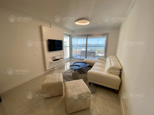 Apartamento En Alquiler Temporal. Playa Mansa Punta Del Este