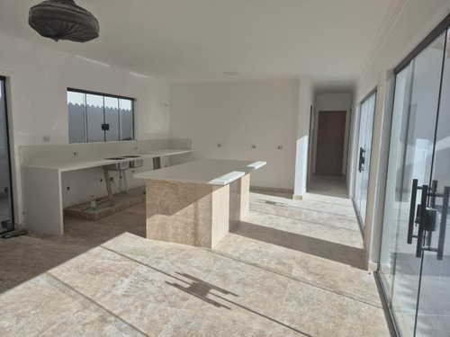 Casa Com 3 Quartos Suites À Venda, 200 M² Por R$ 1.590.000 - Cotia/sp