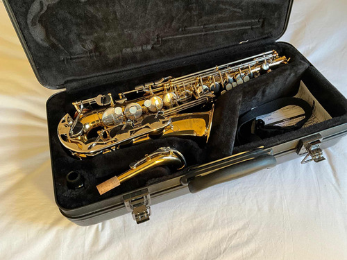 Saxofon Yamaha 200adii