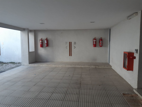 Imagen 11 de 11 de 54 E/ 10 Y 11 - Piso 2 Dorm C/coch- Baum Propiedades