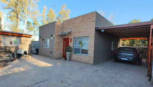 Venta Casa 3 Dormitorios Garín Con Cochera