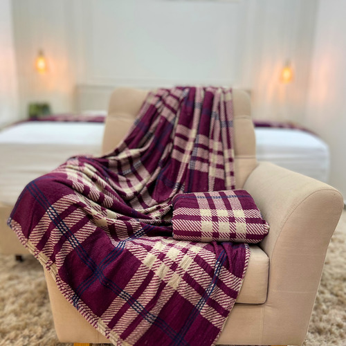 Cobertor Manta Soft Leve Quentinho Para Cama E Sofá Xadrez Cor Vinho Desenho Do Tecido Manta Xadrez B3