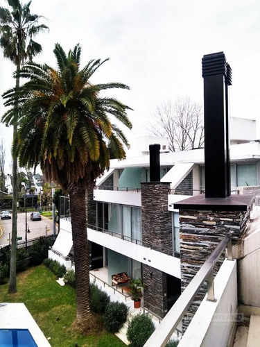 Imagen 24 de 30 de Casa En Venta 4 Ambientes - Punta Chica