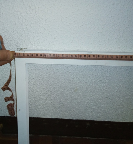 Imagen 6 de 6 de Pequeña Ventana Corrediza Con Marco De Aluminio Oferta