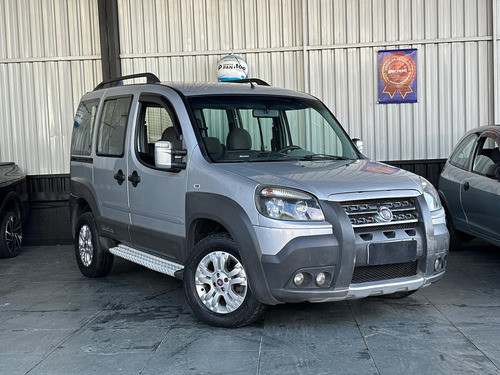 Fiat Doblo Adventure Locker 1.8 Flex