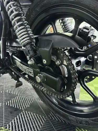 Royal Enfield Meteor 350; Modelo 2023; 8,300 Km