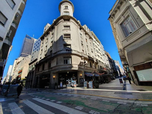 Imagen 8 de 21 de Estudio De 3 Oficinas / Área De Trabajo / Sala De Firmas / San Nicolas / Venta