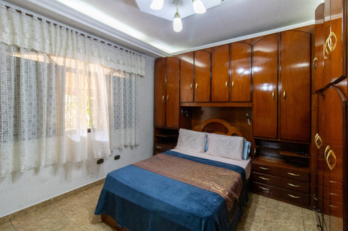 Casa Térrea Com 3 Dormitórios À Venda, 223 M², Vila Galvão, Guarulhos - Sp