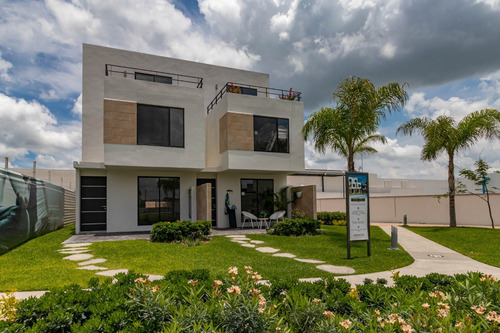 Imagen 5 de 14 de Venta De Casa C/alberca (pet Park, Gym, Areas Verdes)