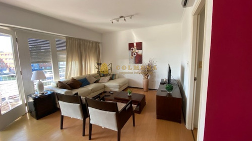 Apto De 2 Dormitorios 2 Baños, Balcon Y Cochera. En Mansa Con Vista Al Mar.- Ref: 2638