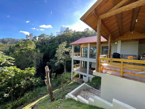 Maravillosa Villa En Venta Jarabacoa 