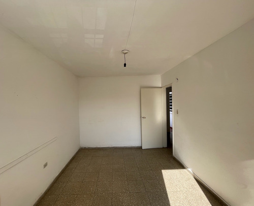 Casa En Venta Alto Alberdi - 3 Dormitorios - Cochera - Escritura Y Planos!