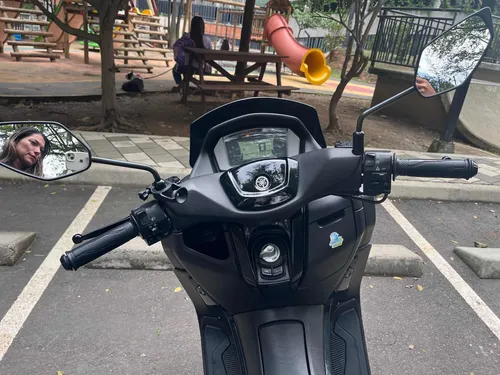 Nmax Connected