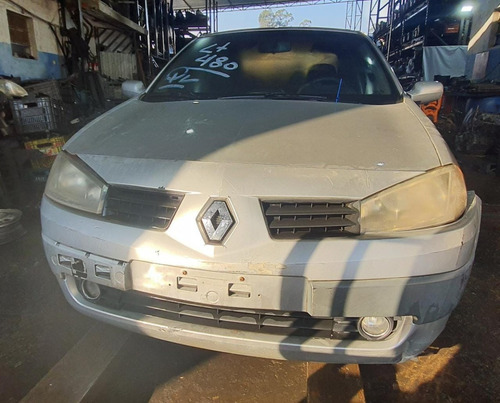 Imagem 2 de 7 de Renault Megane Sedan 1.6 2009 ( Sucata Somente Peças)