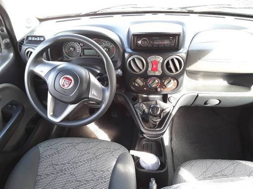 Imagem 3 de 9 de Fiat Doblò 1.8 Mpi Essence 7l 16v Flex 4p Manual