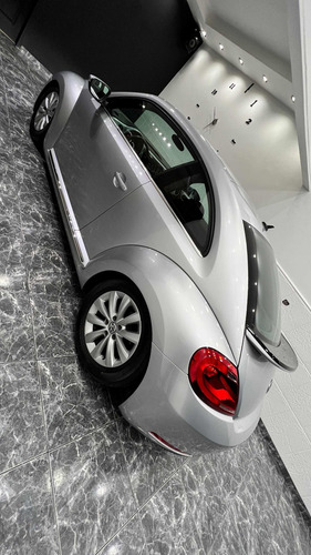 Imagen 20 de 25 de Volkswagen The Beetle 2015 1.4 Tsi Design