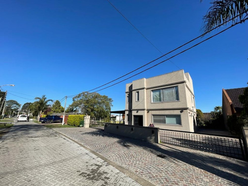 Imagen 1 de 16 de Excelente Casa 5 Amb 440 M² En Lote 3000 M² - Barrio Privado Juan Grande