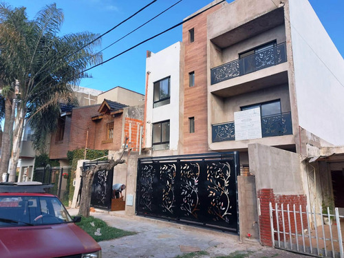 Departamento De 2 Ambientes Con Hermosos Detalles En Villa Luzuriaga 