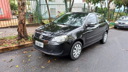 Imagem 1 de 15 de Volkswagen Polo Sedan 2012 1.6 Vht Total Flex 4p