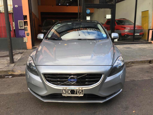 Volvo V40 1.6 T4 Mt 180cv 2013 Nueva =0km Unico!! Argemotors