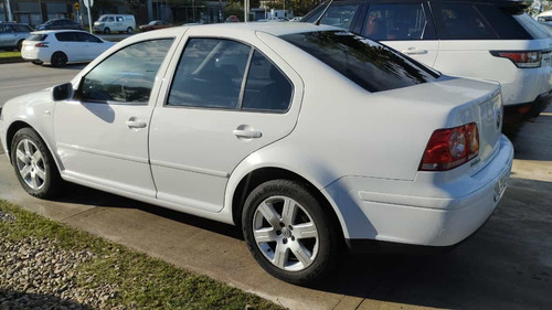 Imagen 7 de 17 de Volkswagen Bora 2013 2.0 Trendline 115cv