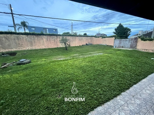 Imagem 2 de 7 de Terreno À Venda Com 264.94m² Por R$ 400.000,00 No Bairro Santa Felicidade - Curitiba / Pr - Te0271
