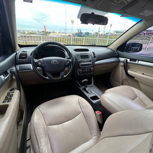 Kia Sorento 2.4 Ex 5l 4x2 Aut. 5p