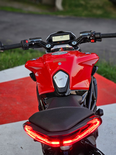 Imagen 8 de 25 de Mv Agusta Dragster 800 Inmaculada - Entrega Inmediata Jc