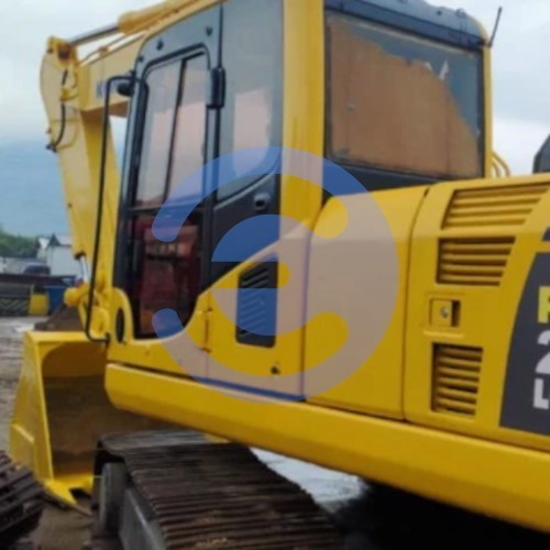 Imagem 2 de 8 de Escavadeira Komatsu Pc240-8