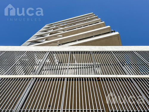 Excelente Departamento, 3 Ambientes Con Imponente Terraza Propia En El Corazón De Beccar