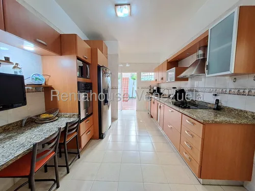 Casa En Venta Los Palos Grandes