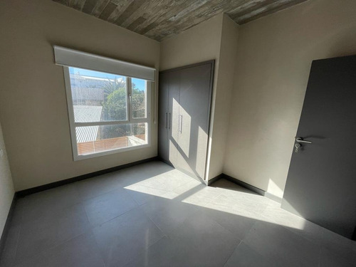 Imagen 12 de 20 de Los Pinos -moderno Departamento Frente Al Mar