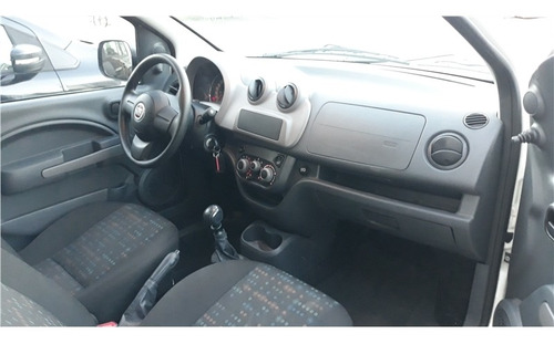 Imagem 7 de 9 de Fiat Fiorino 1.4 Mpi Furgão Endurance 8v Flex 2p Manual
