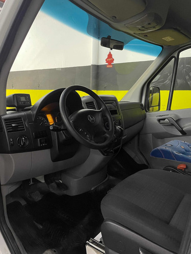 Imagen 7 de 12 de Mercedes-benz Sprinter 2.1 415 Combi 3665 150cv 9+1 Tn 2017