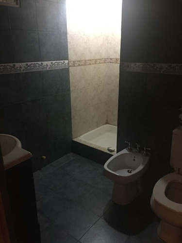 Imagen 4 de 7 de Casa Con Hermoso Lote En Esquina
