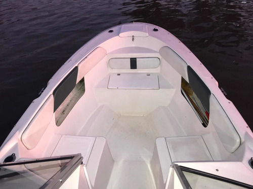 Imagen 4 de 11 de Tracker Albatros 640 Open Sport Yamaha 90hp 2t Titular